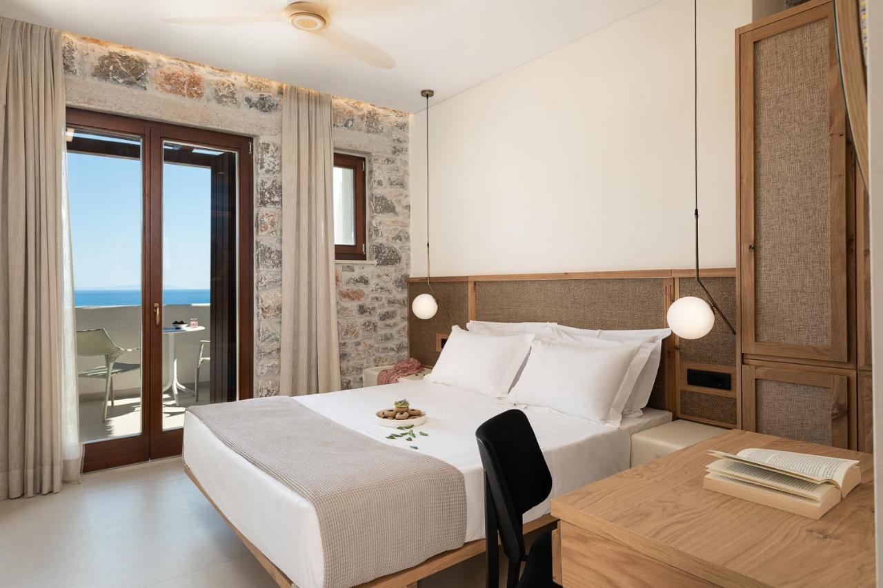 The Authentic Village Boutique Hotel Khóra Sfakíon Dış mekan fotoğraf